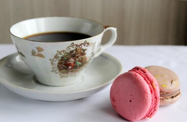 Macaroons with coffee