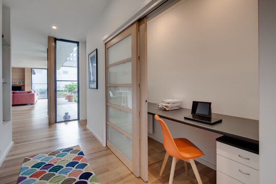 Tiny study design on modern home