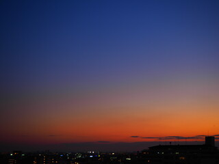 Fototapeta premium 夕暮れ（トワイライト）