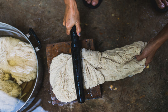Nature bark dyed