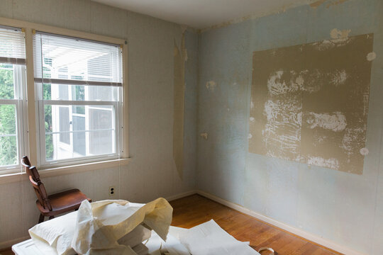 wallpaper removal