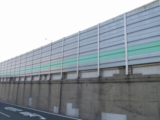 道路の防音壁