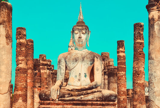 Stone carved statue of Buddha