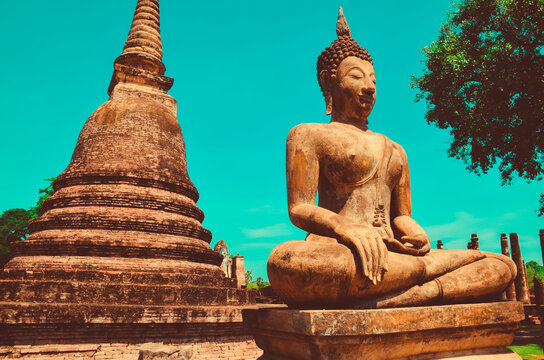 Stone carved statue of Buddha