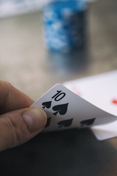 Cards: Man Gets Twenty One In Blackjack