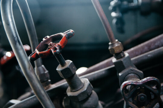 Pressure valve