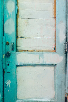 Colorfully painted turqouise doorway