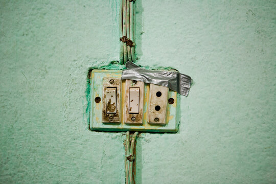 Light switch