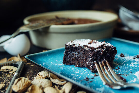Chocolate almond cake
