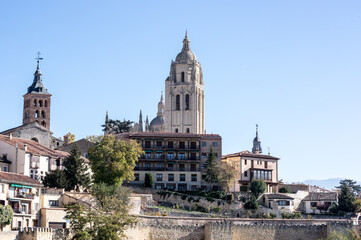 Fototapeta na wymiar The Cathedral and the skyline of Segovia