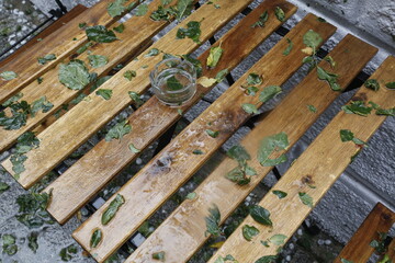 The heavy hail that started to rain in Kadıköy.