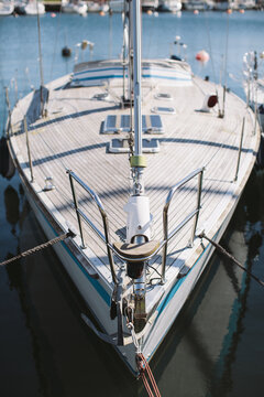 Frontside of a sailing yacht in a marina