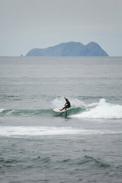Greg Surfing Cabrillo 2