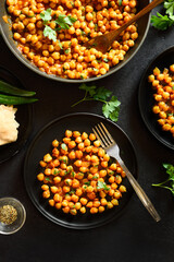 Crispy roasted chickpeas