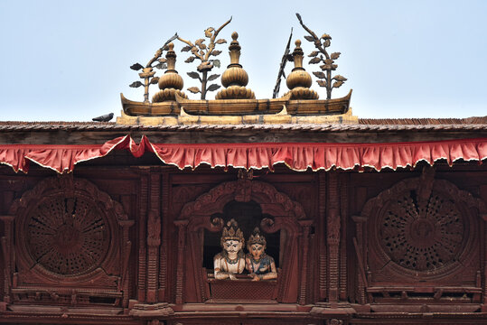 Shiva and Parbati in a window, Durbar Square