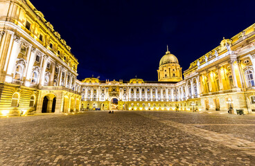 Fototapeta na wymiar royal castle in budapest at night, hungary