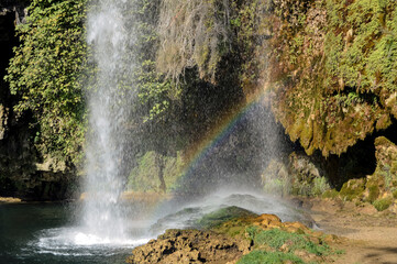 cascade..