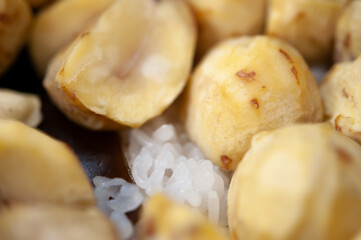 炊き上がったばかりの栗ご飯 秋の味覚 クロースアップ 