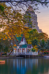 Obraz premium Bangkok, Thailandia Foto nel parco in autunno