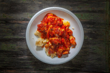 Cooked Chicken With Spicy Tomato Sauce