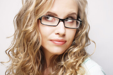 Obraz premium blond woman with glasses