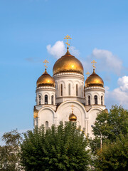 Fototapeta na wymiar Russian Orthodox Cathedral Church in Siberia.