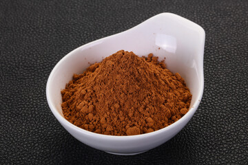Cocoa powder in the bowl