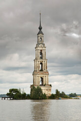 Naklejka premium Flooded Belfry in Kalyazin. Uglich district. Russia