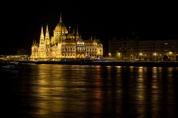 Hungarian parliament building illuminated at night, Budapest, Hungary