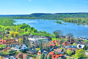 Kazimierz Dolny – miasto w Polsce w województwie lubelskim. © robnaw