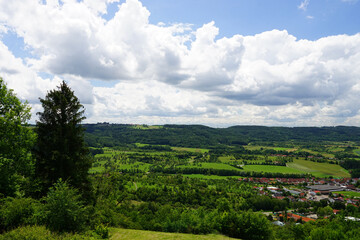 Fototapeta premium Landschaft Felder und Wolken Himmel 