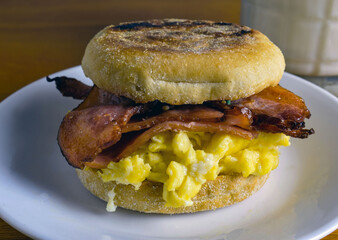 bacon and  scrambled egg sandwich,