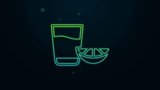 Glowing neon line Tequila glass with lemon icon isolated on black background. Mexican alcohol drink. 4K Video motion graphic animation
