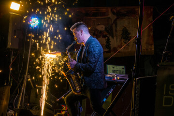 Magia al Saxofon. Saxo in magic © Rafael M