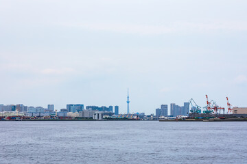 Fototapeta premium (東京都-都市風景)城南島公園から望む都市風景６