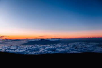 Fototapeta premium Sunset at Haleakala National Park , Maui, Hawaii