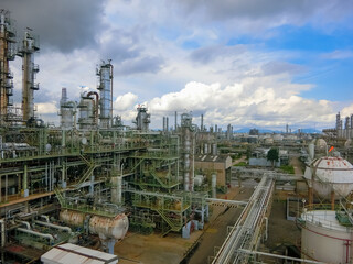 Obraz premium plant petrochemical In the daytime with copy space on top.