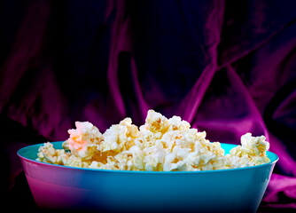 bowl of popcorn