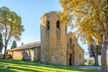 Fototapeta na wymiar View at the Church of San Modesto and San Vito near Corsignano in Italy