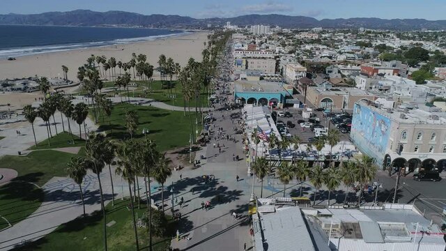 A shot of the American Flag of Freedom on Venice Beach in 4K 25P