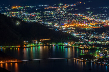 Naklejka premium night view of the city