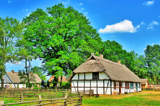 Muzeum Wsi Słowińskiej  skansen w Klukach, Polska.