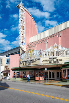 old vintage cinema and theater Fremont in Art deco style in san Luis obispo