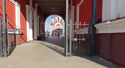 Entrance to the territory of the Kazan Monastery of the city of Tambov.