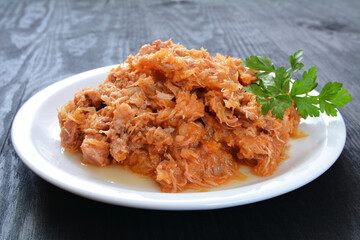 bigos z kiszonej kapusty z mięsem i kiełbasą