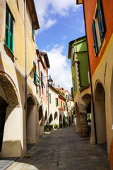 Fototapeta na wymiar narrow street in old town Zuccarello, Savona, Italy
