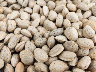 Obraz premium Assortment of fresh and delicious almonds in a supermarket