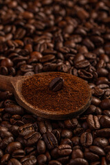 Roasted coffee beans and powder