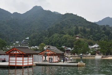 Fototapeta na wymiar 日本の広島県の宮島の美しい風景