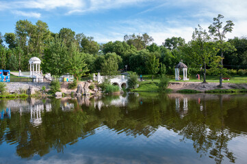 Fototapeta na wymiar Khabarovsk, Russia, July 31, 2020:Park with a pond in the Northern district of Khabarovsk